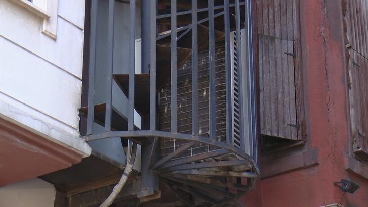 İstanbul'un çıkışı olmayan yangın merdivenleri şoke etti! G5