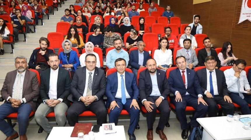 ER&Uuml;&rsquo;de &ldquo;T&uuml;rk- Rus İlişkileri&rdquo; Konulu Panel D&uuml;zenlendi