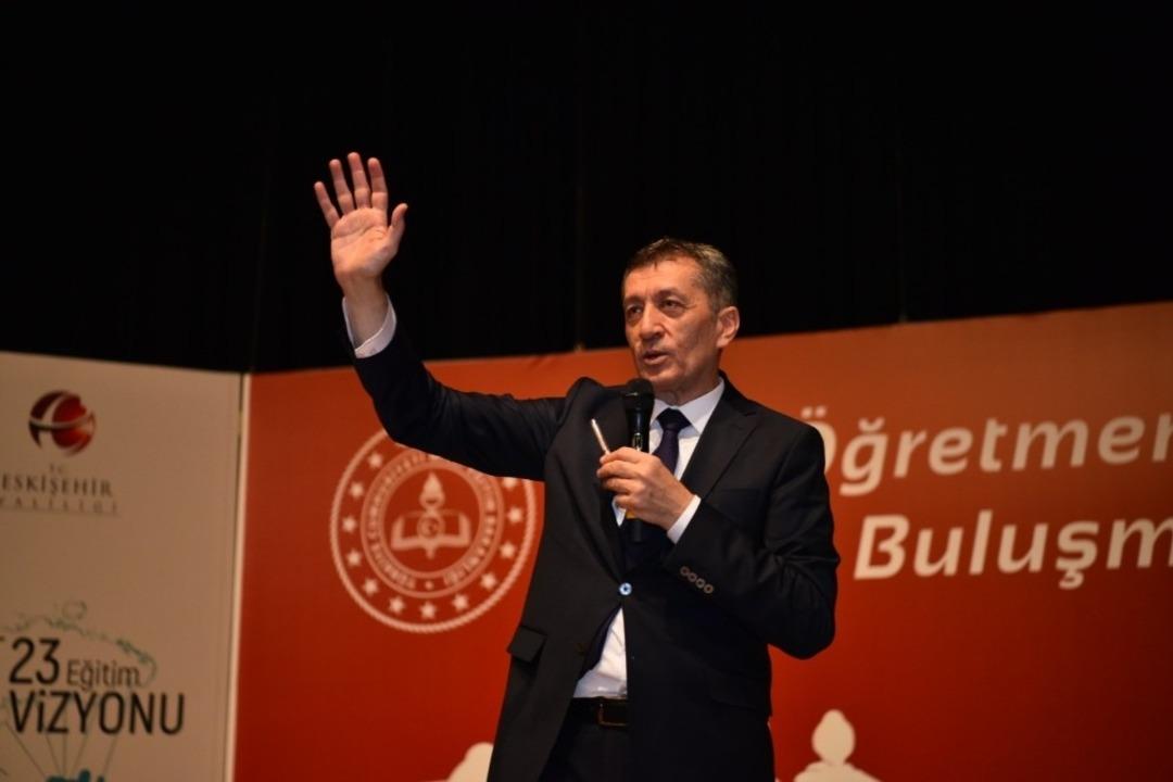 Milli Eğitim Bakanı Ziya Sel&ccedil;uk Eskişehirli &ouml;ğretmenlerle buluştu