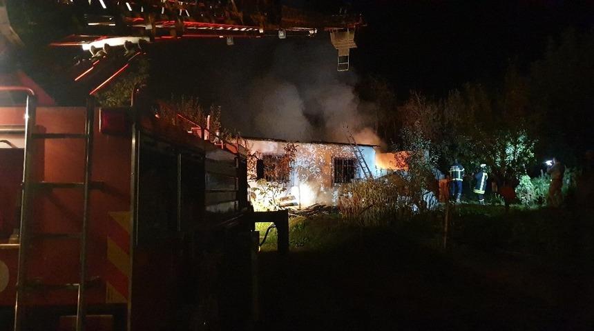 Tosya&rsquo;da bağevi k&uuml;le d&ouml;nd&uuml;