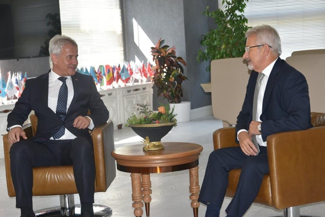 Başkan G&uuml;ney; "Nil&uuml;fer&rsquo;in bilgi ve deneyimlerinden yararlanmak istiyoruz"