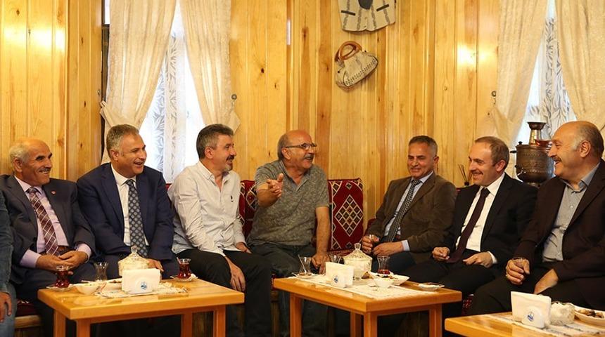 Bayburt t&uuml;rk&uuml;leri ve barlarının TRT repertuvarına eklenmesi i&ccedil;in &ccedil;alışma başlatıldı