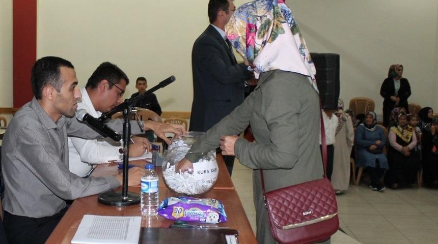 Erzincan’da 9 ay süreyle çalıştırılacak 250 işçi kadrosuna 6 bin kişi başvurdu