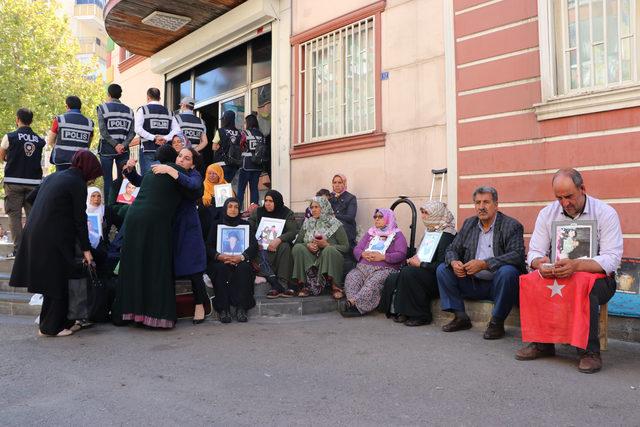 HDP önündeki eylemde 33'üncü gün; aile sayısı 52 oldu