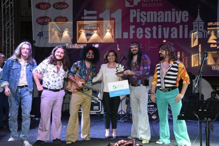 Retrobüs İzmitlileri geçmişe götürdü G2