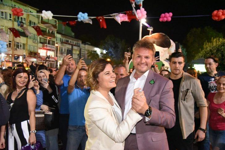 Retrobüs İzmitlileri geçmişe götürdü G4