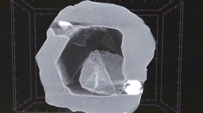 Rusya 'Matruşka' elması konuşuyor