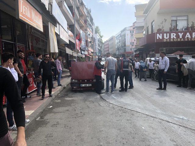 Alaplı’da hareket halindeki otomobil alev aldı