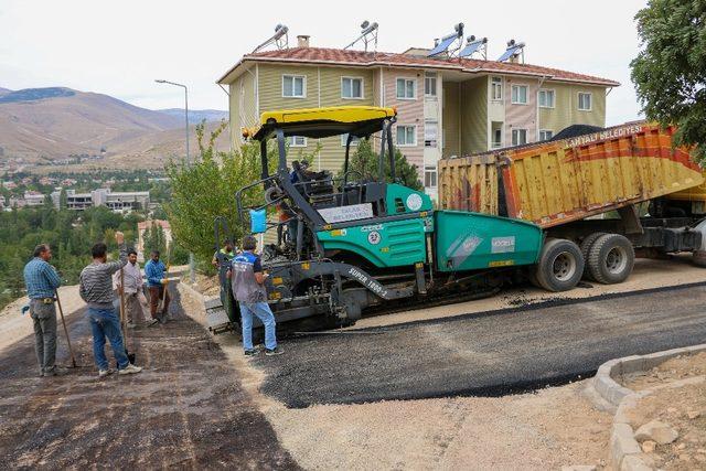 Yahyalı’da Asfaltlama Çalışmaları