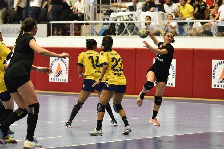 Paşanın Melekleri galibiyetle başladı G3