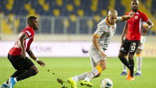 Feghouli'den Fatih Terim'e değişiklik tepkisi