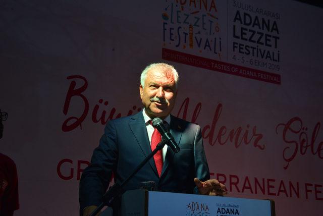 Adana 'Lezzet Festivali'nin gala yemeği yapıldı