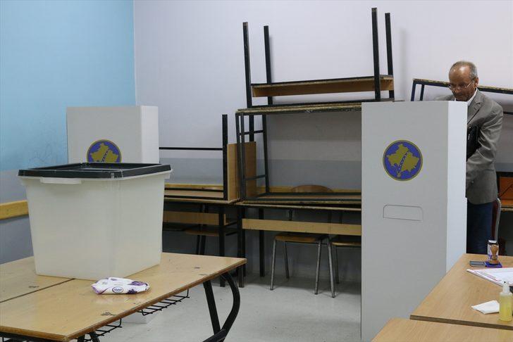 Kosova'da halk sandık başında G5