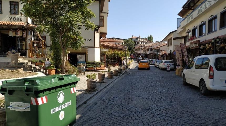 Ankara Kalesi&rsquo;nde temizlik ve peyzaj &ccedil;alışması