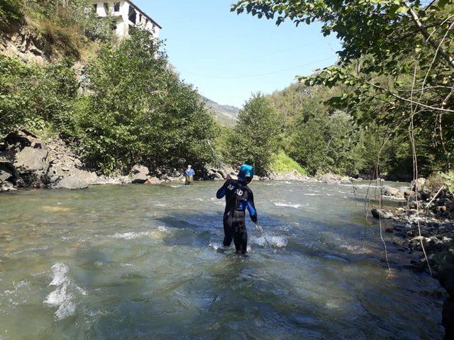 Araklı'daki selde kaybolan 2 kişi için yeniden arama çalışması