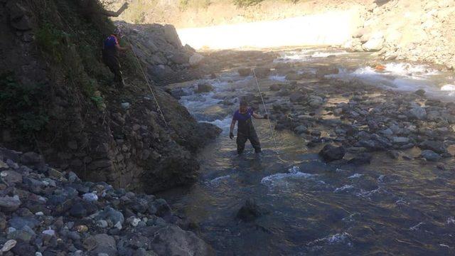 Araklı'daki selde kaybolan 2 kişi için yeniden arama çalışması