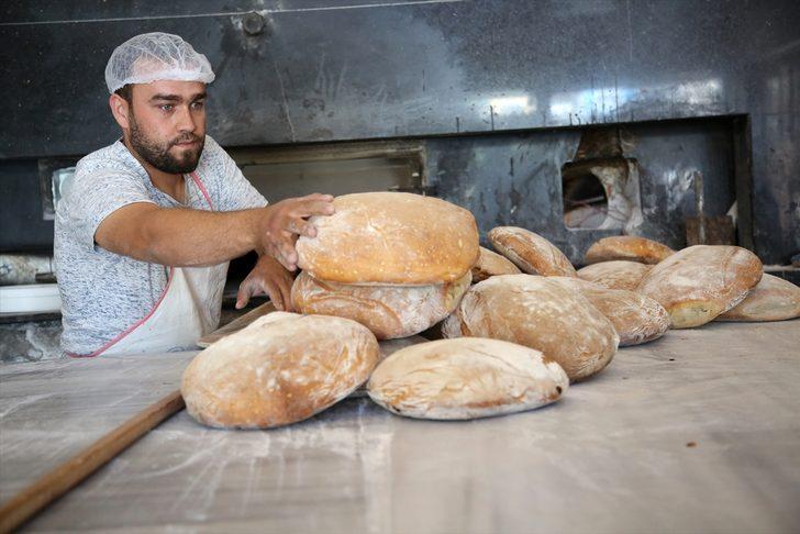 Bu ekmeğin tarifi tutturulamıyor! Ünü ilçe sınırlarını aştı G2