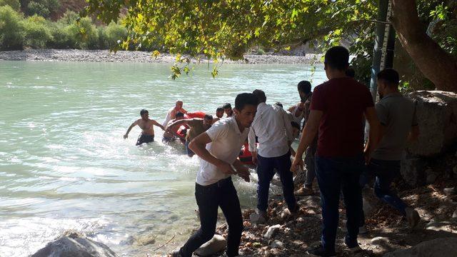 Serinlemek i&ccedil;in Zap Suyu na giren 2 kuzen boğuldu 1