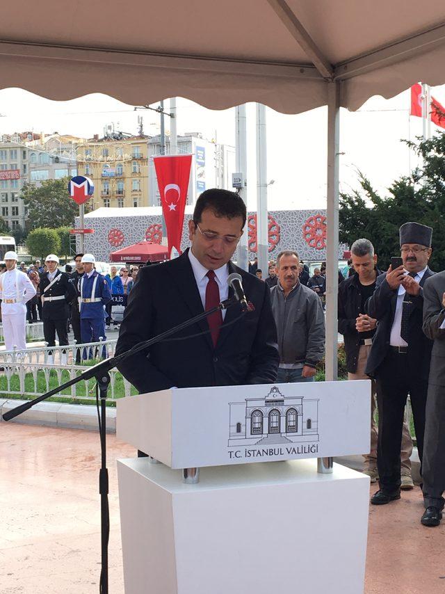 (Düzelterek yeniden) İstanbul'un Kurtuluşunun 96. Yıl Dönümü; Taksim'de tören düzenlendi