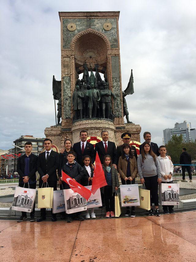 (Düzelterek yeniden) İstanbul'un Kurtuluşunun 96. Yıl Dönümü; Taksim'de tören düzenlendi