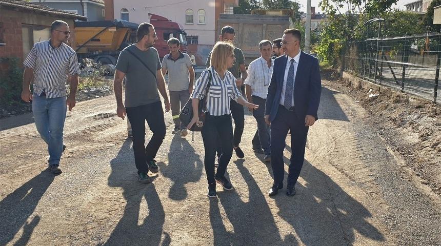 Adapazarı&rsquo;nda asfalt &ccedil;alışmaları s&uuml;r&uuml;yor