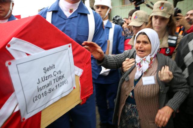 Şehit Uzman Çavuş İsmail Türk, son yolculuğuna uğurlandı