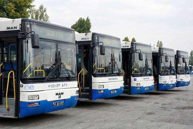 Hacettepe Üniversitesi Beytepe Kampüsü öğrencileri için 5 solo otobüs yarın ücretsiz servise başlıyor