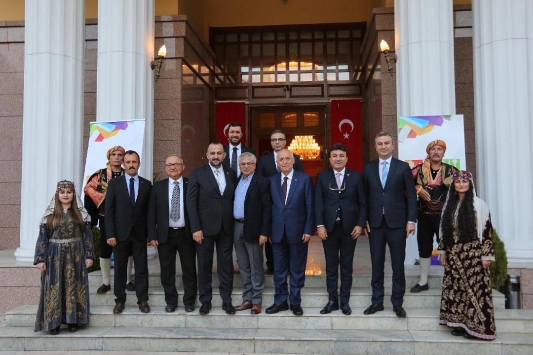 97&rsquo;nci yılında Atat&uuml;rk i&ccedil;in buluşma