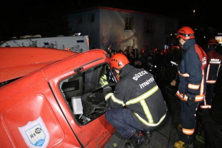 Düzce'de korkunç kaza! Taşıdığı yükünün altında can verdi! G5