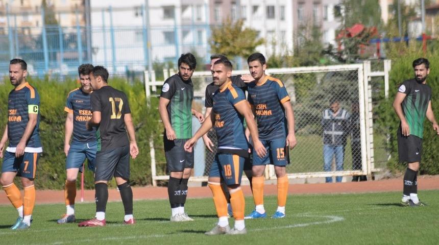 S&uuml;per Amat&ouml;r K&uuml;me&rsquo;de b&uuml;y&uuml;k heyecan