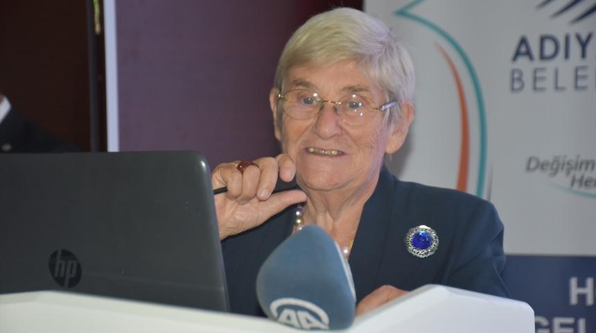 Prof. Dr. Canan Karatay: Kelle paça kolesterolü yükseltmez