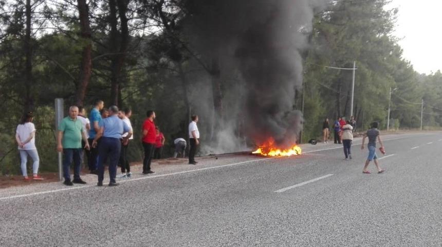 Seyir halindeki ATV cayır cayır yandı