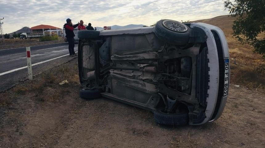 K&ouml;peğe &ccedil;arpmamak i&ccedil;in kaza yaptı