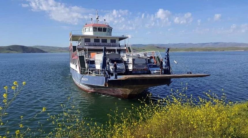 Elazığ-&Ccedil;emişgezek arası feribot seferlerine kış d&uuml;zenlemesi