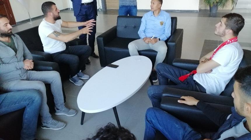 &Uuml;mraniyespor&rsquo;dan taraftar desteği &ccedil;ağrısı