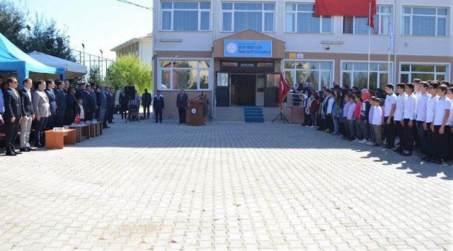 Şehit Neşet Gök İmam Hatip Ortaokulu açıldı