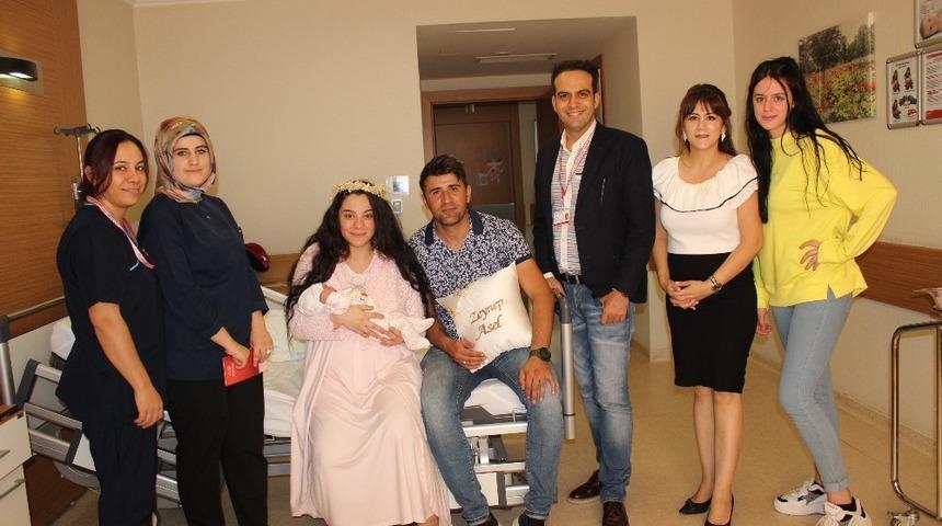 Op. Dr. G&uuml;ng&ouml;r, "Geceleri bebeğinizi emzirmeyi ihmal etmeyin"