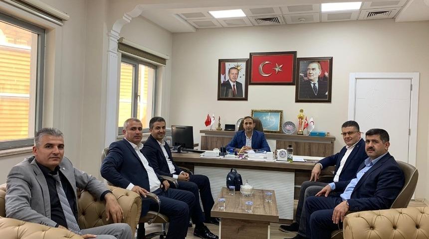 Memur-Sen heyetinden Sağlık-Sen Şube Başkanı Giyasettin Ucaş&rsquo;a ziyaret