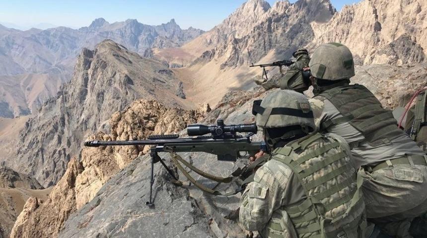 Hakkari&rsquo;de 3 ter&ouml;rist etkisiz hale getirildi