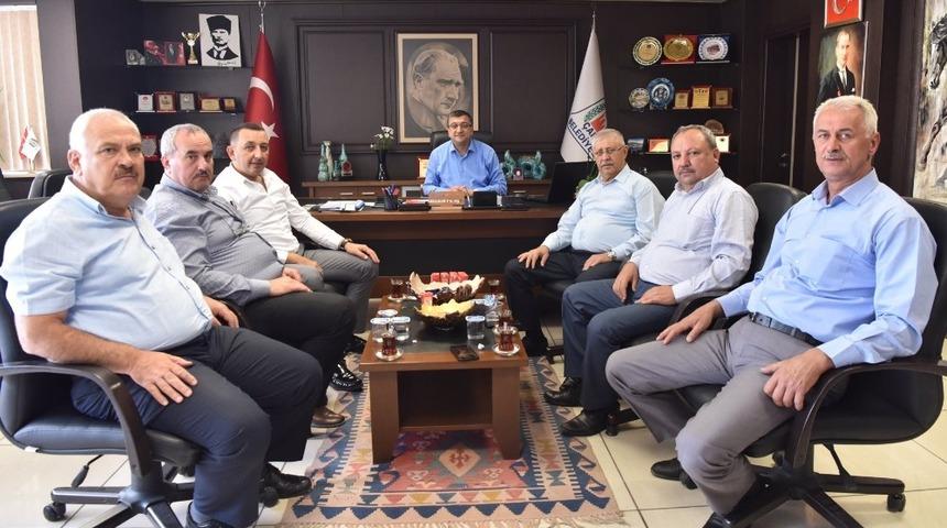 Başkan B&uuml;lent &Ouml;z, STK&rsquo;lar ve mahalle muhtarlarıyla bir araya geldi