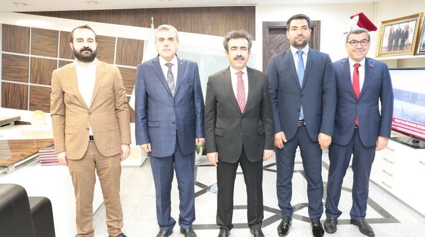 Beyazg&uuml;l G&uuml;zeloğlu&rsquo;nu ağırladı