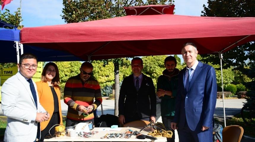 &Ouml;ğrenci kul&uuml;pleri şenliği başladı