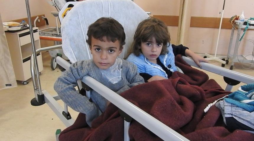 Çeşme açıklarında göçmen botu battı! 