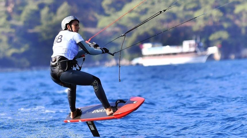 2 &ccedil;ocuk annesi Merve T&uuml;rkiye şampiyonu
