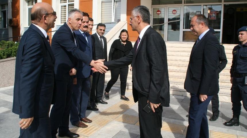 Vali&rsquo;den Devrek Kaymakamına hayırlı olsun ziyareti