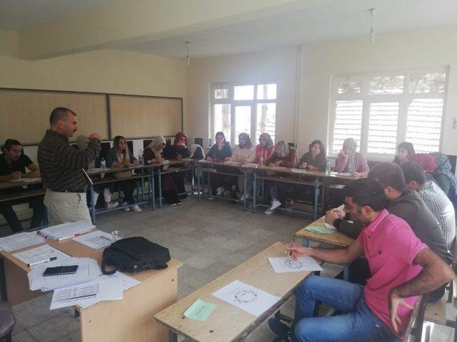 Sorgun’da öğretmenlere eğitim semineri verildi