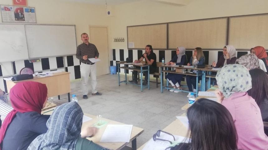 Sorgun&rsquo;da &ouml;ğretmenlere eğitim semineri verildi