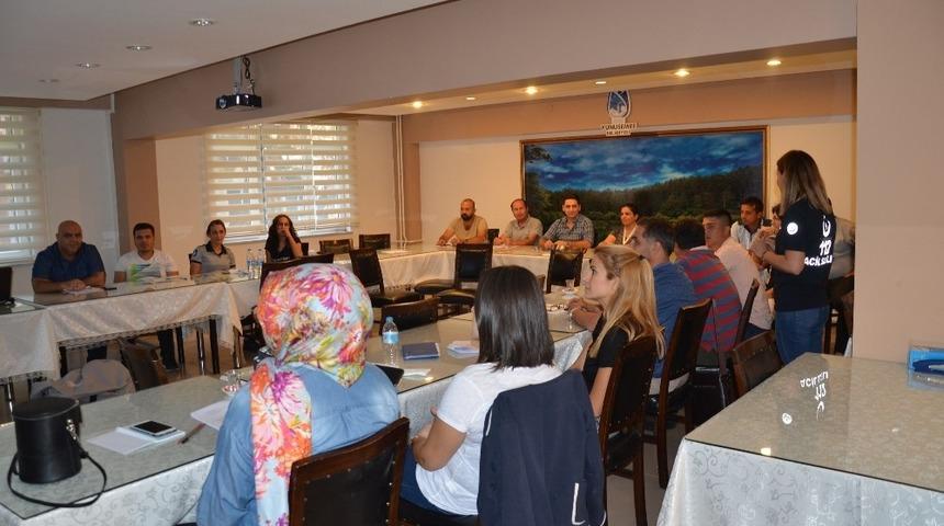 Yunusemre’de ilk yardım eğitimleri sürüyor