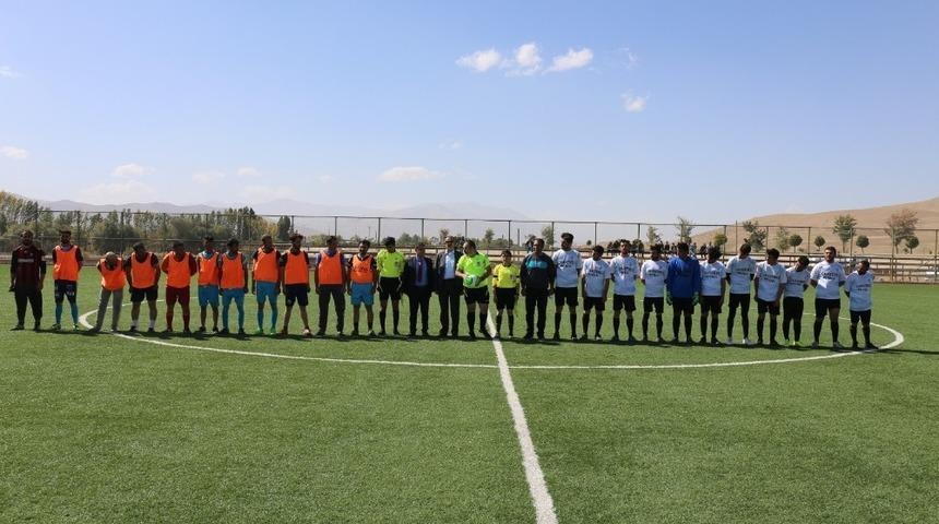 Gürpınar Belediyesinden futbol turnuvası