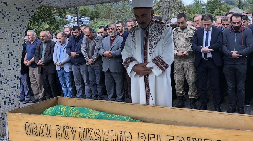 8 yaşındaki Batuhan, kalp krizinden &ouml;ld&uuml; (2)